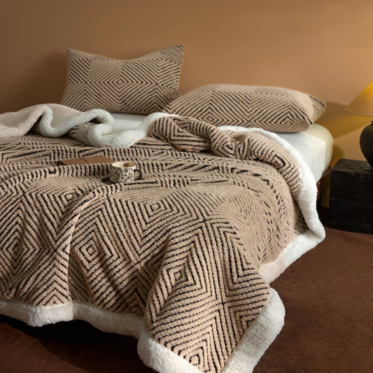 Soft Coral Fleece Throw Blanket For Home Bedroom And Office